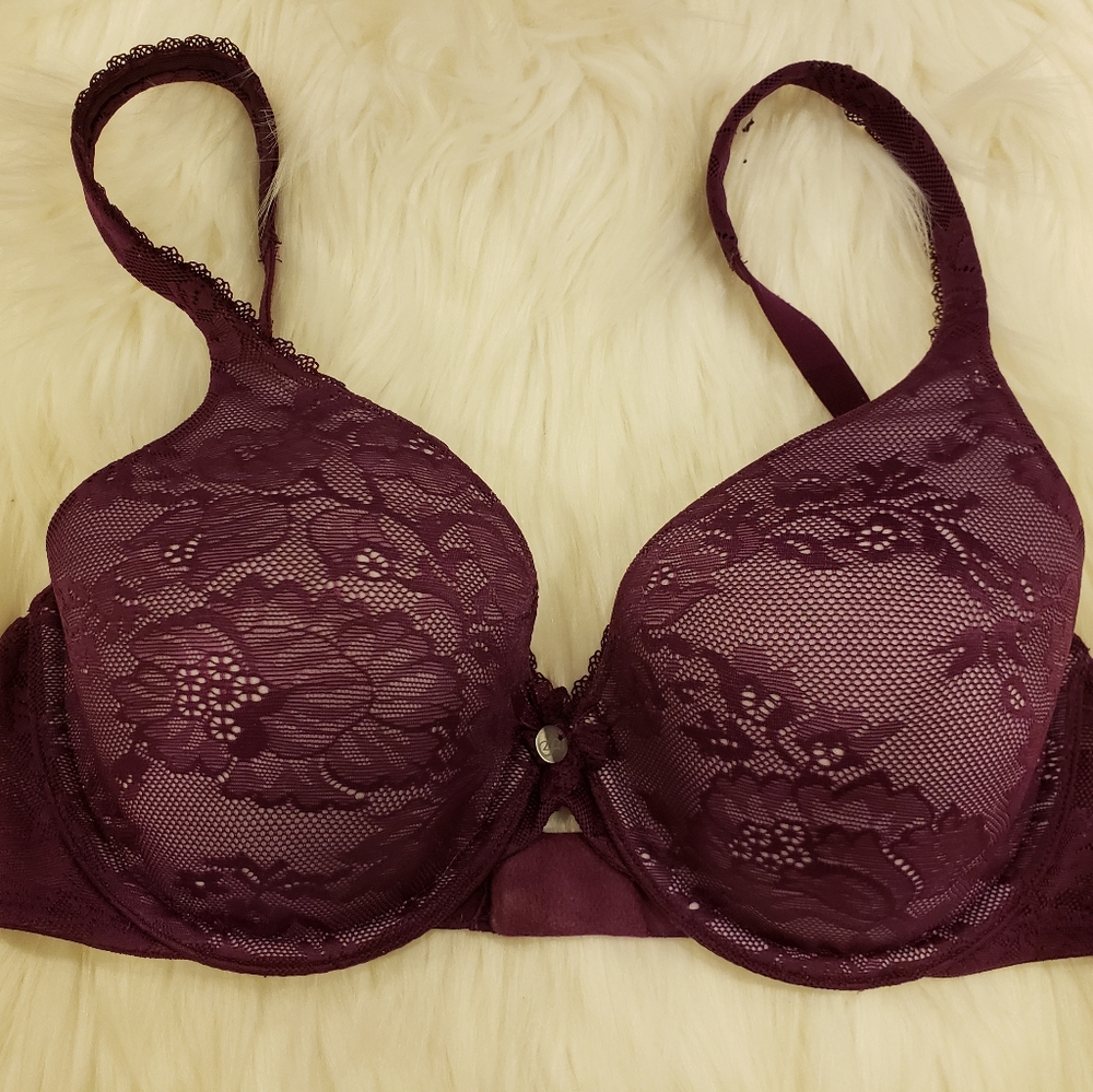 Victoria's Secret Lined Perfect Coverage Bra 32D